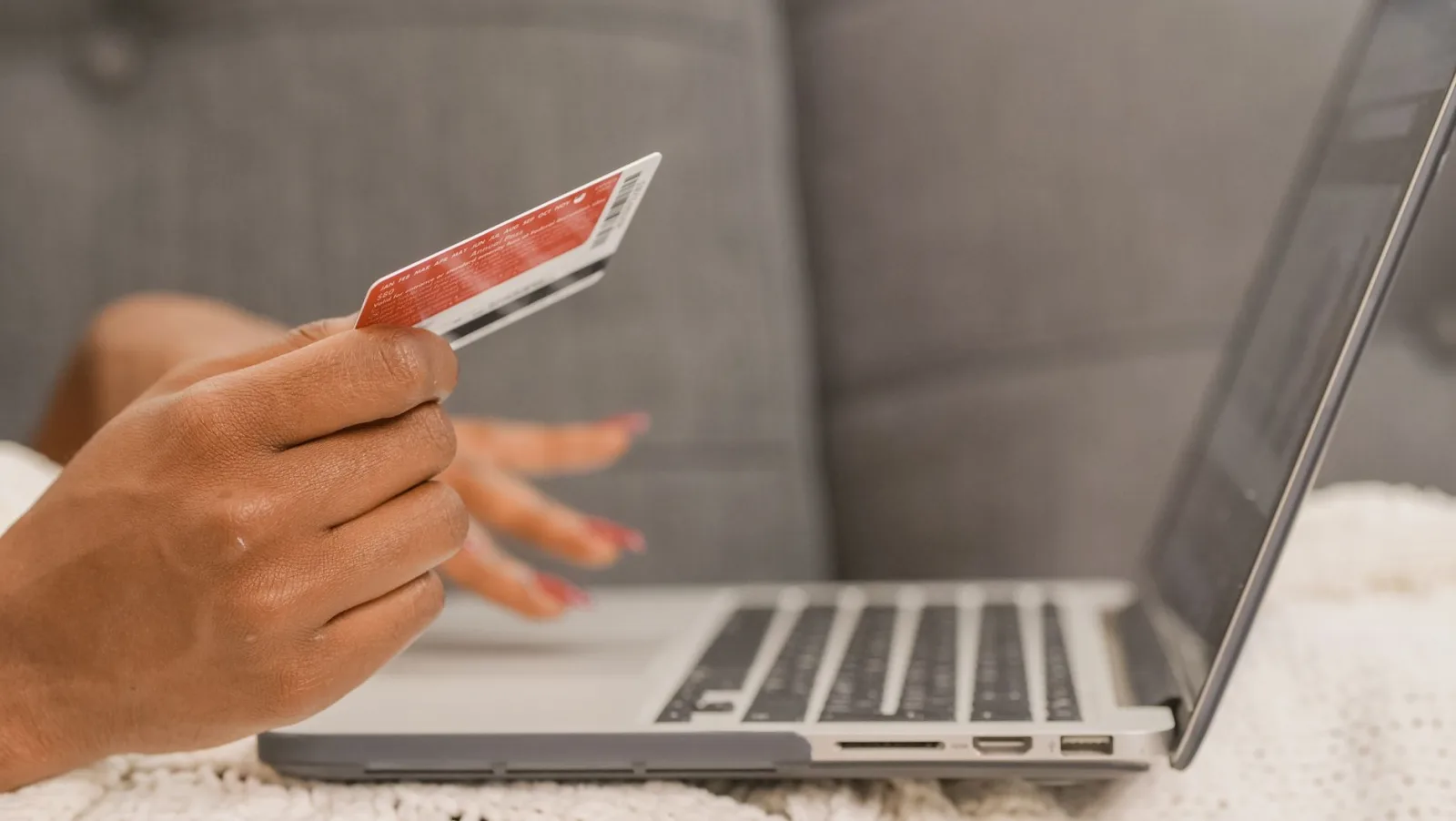 Skuteczne opisy produktów w e-commerce